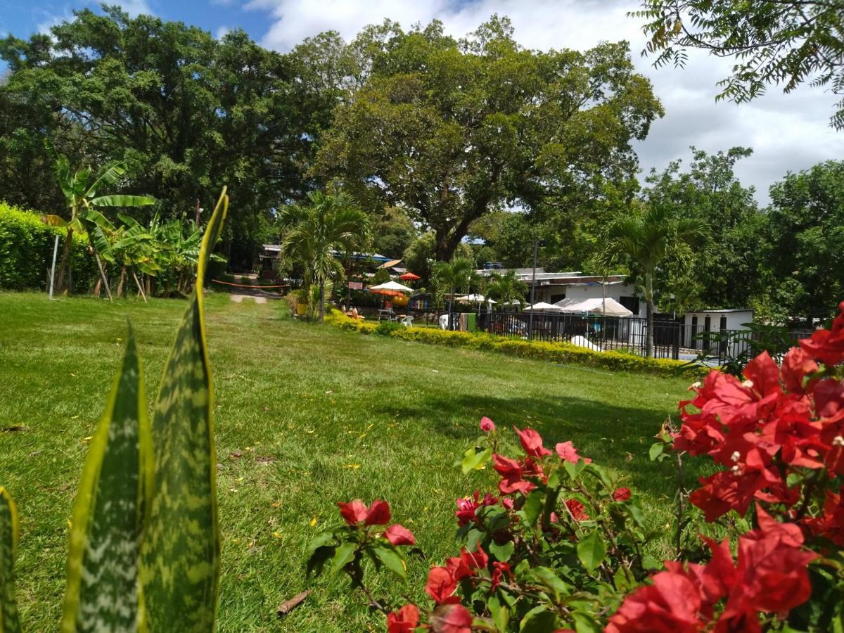 Hospedaje Llano Grande Rivera Exterior photo